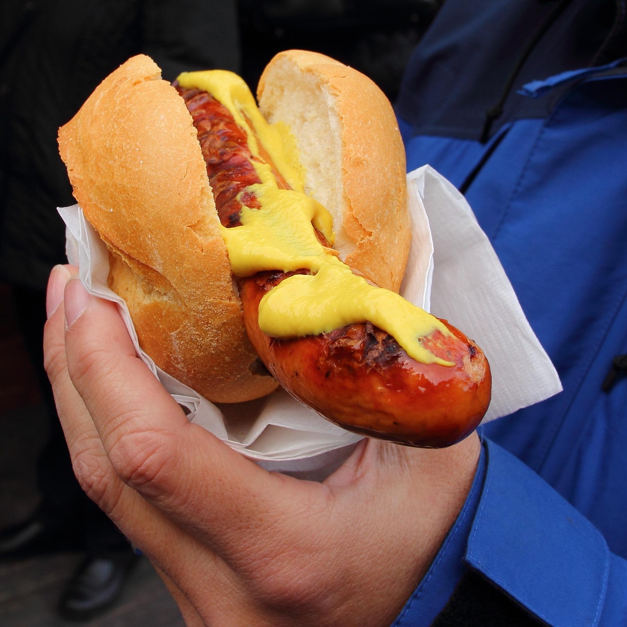 bratwurst, sausage, fast food, mustard, bun, snack, food, meal, enjoyment, flesh, nourishment, healthy, unhealthy, bratwurst, bratwurst, bratwurst, bratwurst, bratwurst, mustard, mustard